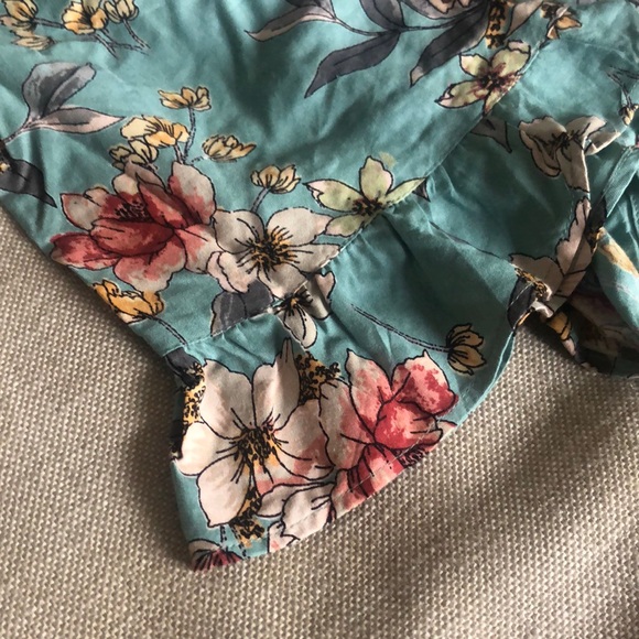 Angie Floral Romper - Picture 3 of 3